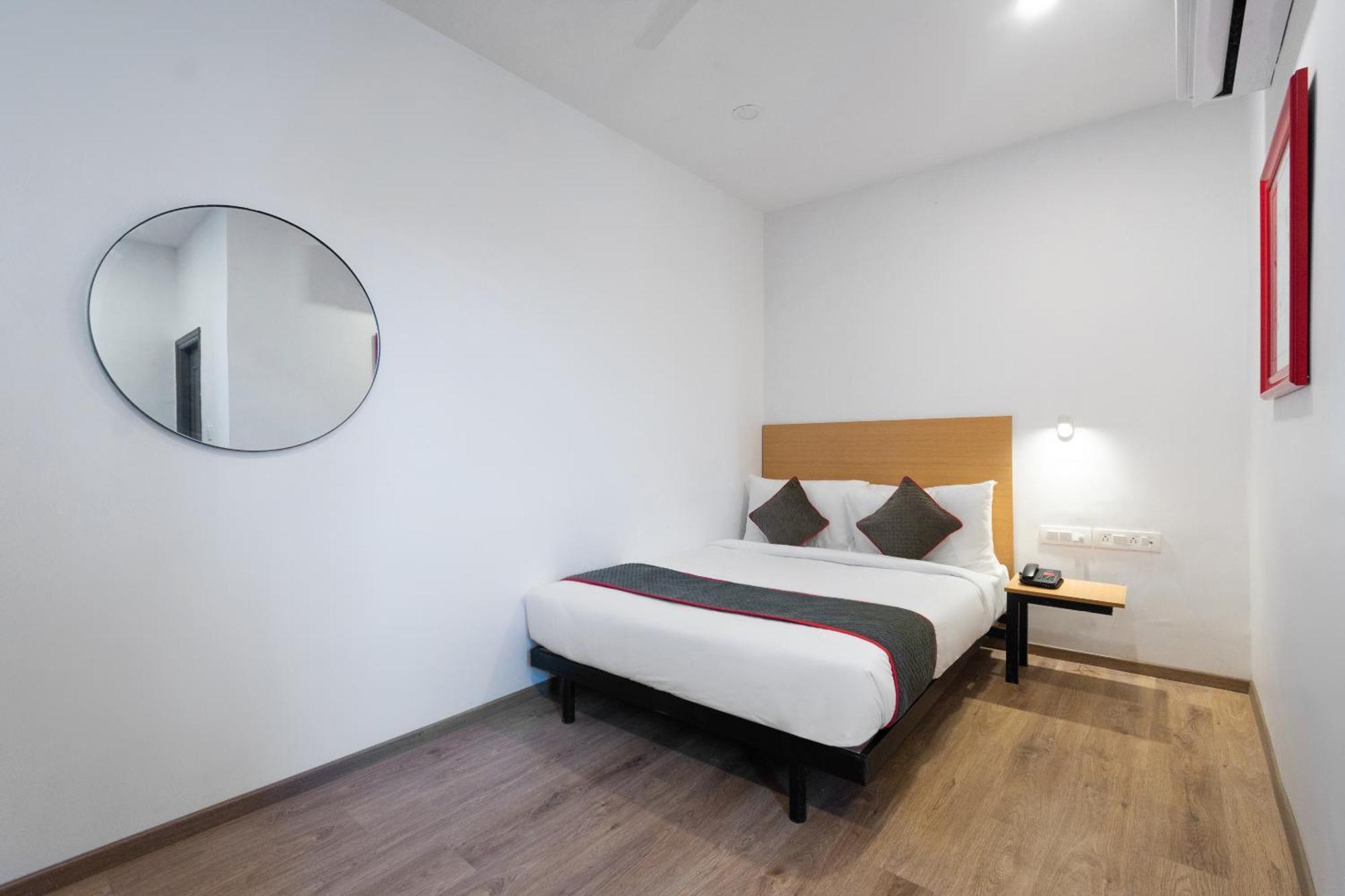 Townhouse Hotel Mannat International Kalkutta Exterior foto